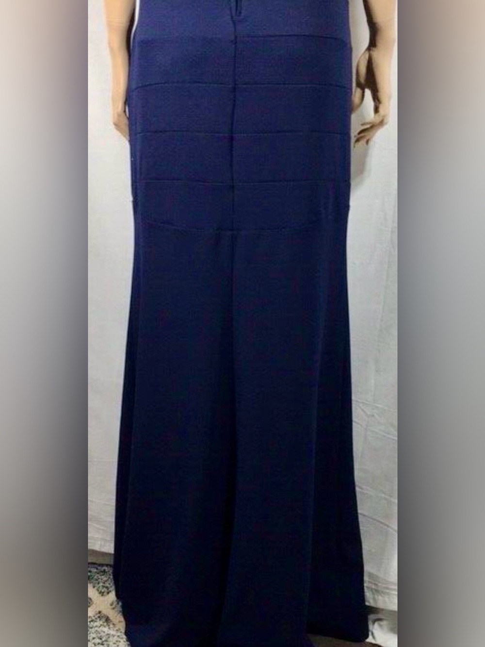Off Shoulder Ruffle Bodycon Dress - Picture 4 of 10